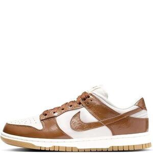 Nike Womens Dunk Low Basketball Sneakers Size 5